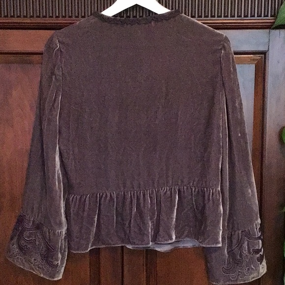 ☀️5$ add to bundle🌟 vintage silk velvet jacket ruffle bell sleeves embroidery - Picture 2 of 14